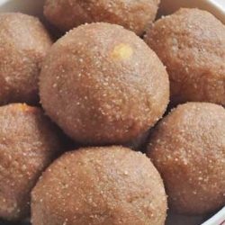Poha Laddu 1 poha laddu